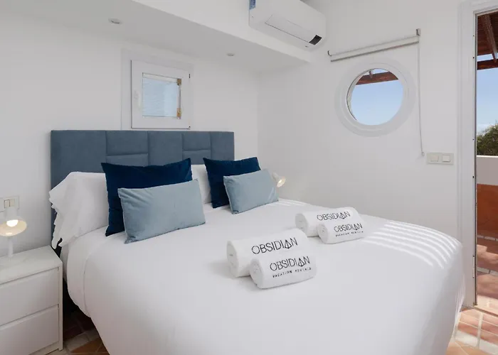 Estrella Del Mar Obsidian